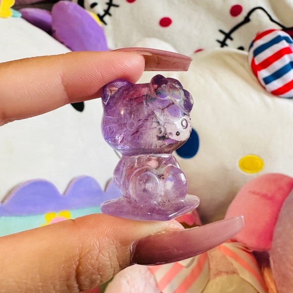 Amethyst- Hello Kitty - Picture 2 of 3